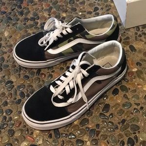 Vans camo and black